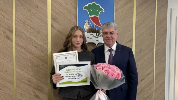 &laquo;Вы &ndash; наша гордость!&raquo;: Наиль Магдеев наградил триумфаторов мировых турниров 